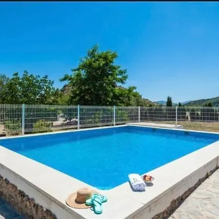 Holiday home Rural La Granja De Monjas Jaen